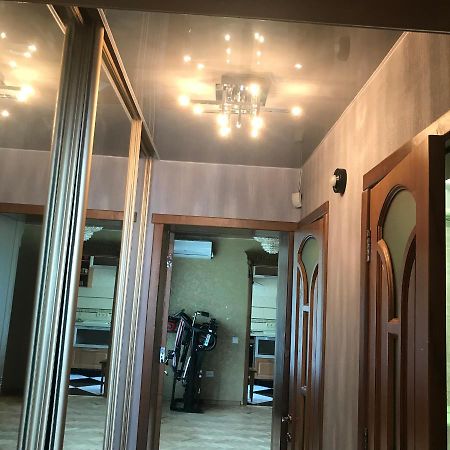 Апартаменты Ботанический Сад Kyiv Exterior foto